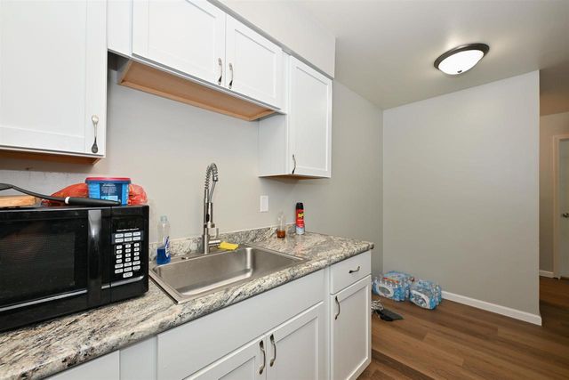 201 Maple Avenue, Waukesha, WI 53186