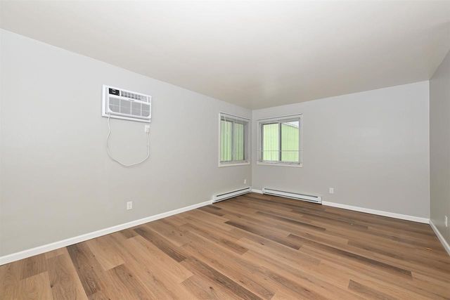 201 Maple Avenue, Waukesha, WI 53186
