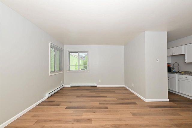201 Maple Avenue, Waukesha, WI 53186