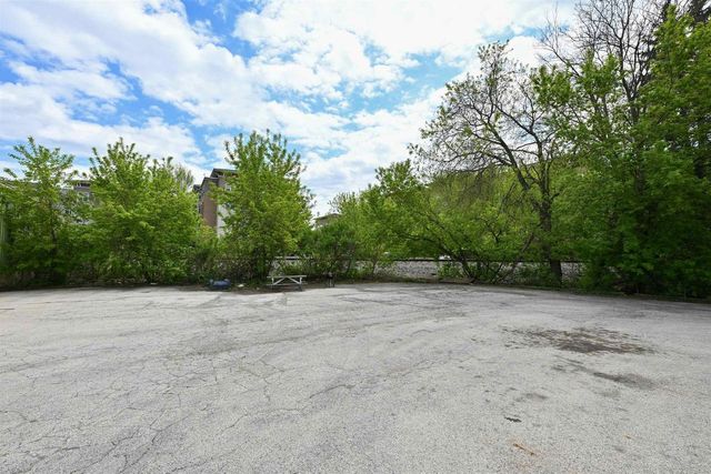 201 Maple Avenue, Waukesha, WI 53186