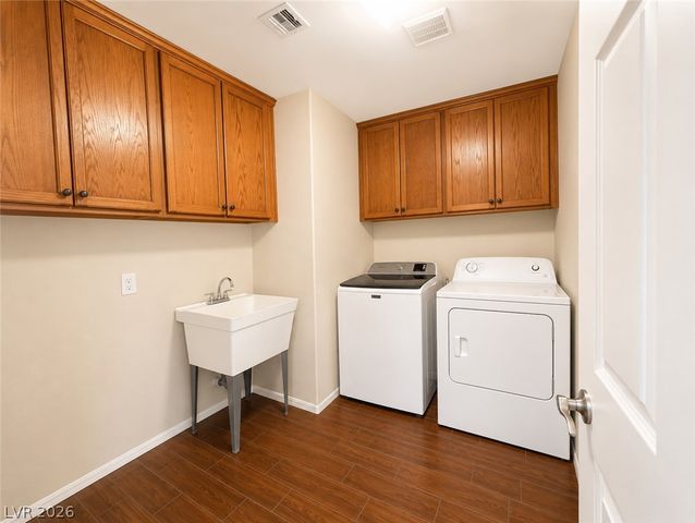 9044 Black Elk Avenue, Las Vegas, NV 89143