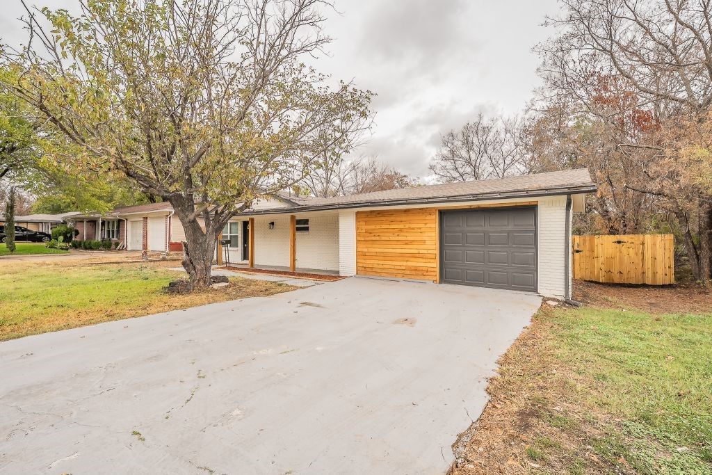 5012 Roxie Street, Haltom City, TX 76117 — photo 2
