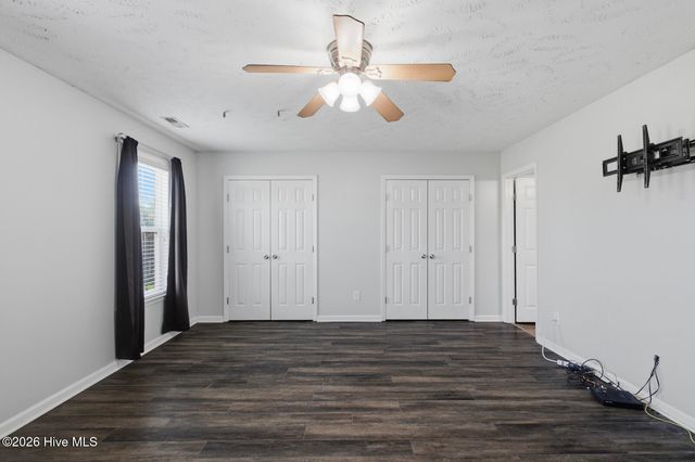 202 High Meadow Court, Richlands, NC 28574