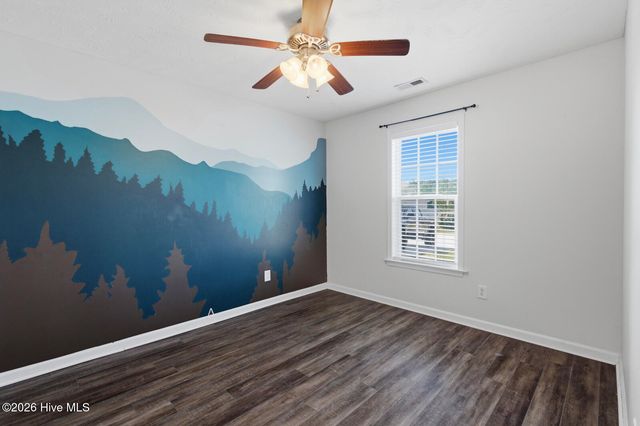 202 High Meadow Court, Richlands, NC 28574