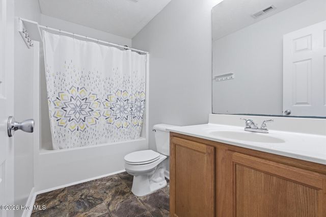 202 High Meadow Court, Richlands, NC 28574