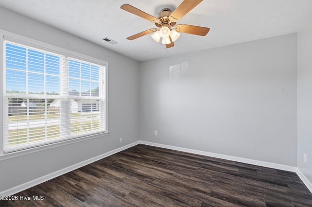 202 High Meadow Court, Richlands, NC 28574