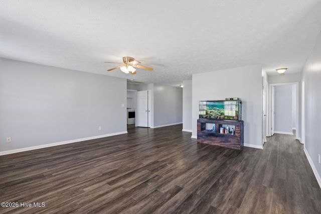 202 High Meadow Court, Richlands, NC 28574