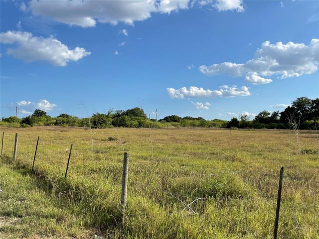 0000 E. Hempstead ST, Giddings, TX 78942