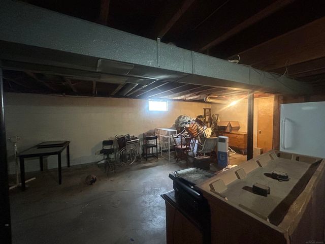 28705 Waverly Street, Roseville, MI 48066