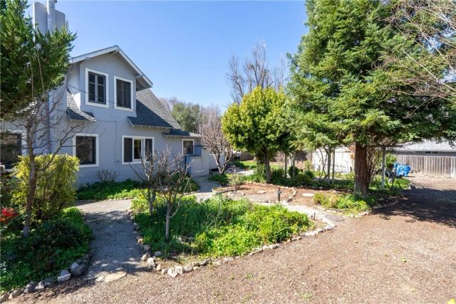 6390 Navajoa, Atascadero, CA 93422