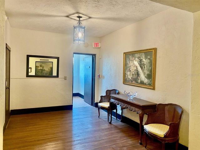 238 TAMPA AVENUE W 6B, Venice, FL 34285