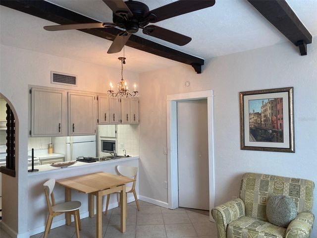 238 TAMPA AVENUE W 6B, Venice, FL 34285