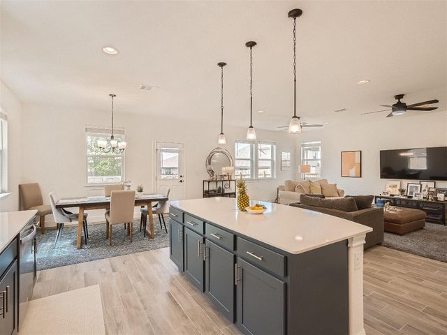 412 Arrowhead Vine ST, Leander, TX 78641