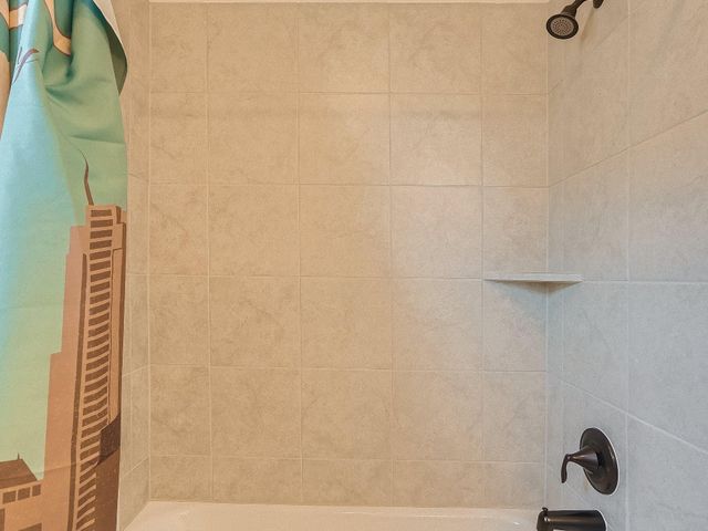 412 Arrowhead Vine ST, Leander, TX 78641