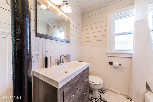 114 Memory Lane, Lafayette, LA 70506