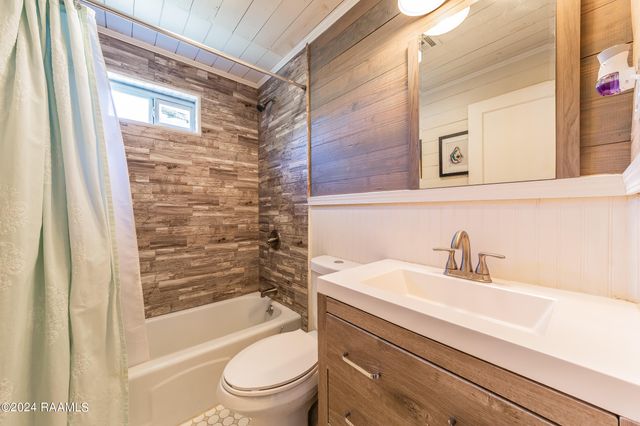 114 Memory Lane, Lafayette, LA 70506