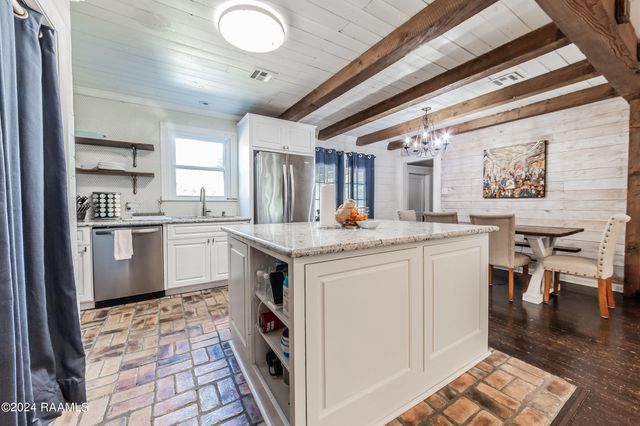 114 Memory Lane, Lafayette, LA 70506