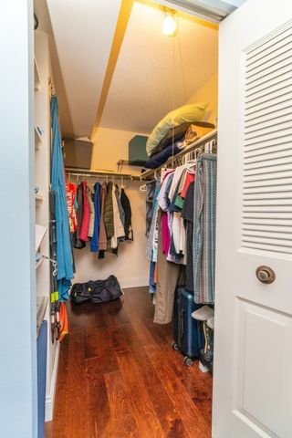 4 Beals Cove Rd G, Hingham, MA 02043
