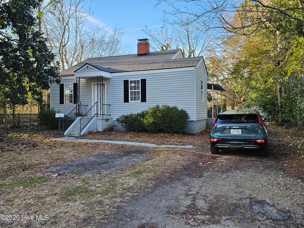 516 National Court Drive, New Bern, NC 28560