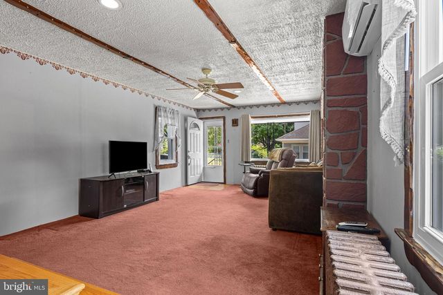 122 CHAPMAN AVE, Hamilton, NJ 08610