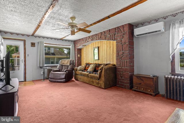 122 CHAPMAN AVE, Hamilton, NJ 08610