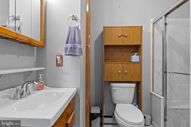 122 CHAPMAN AVE, Hamilton, NJ 08610