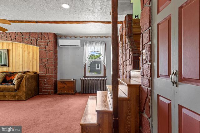 122 CHAPMAN AVE, Hamilton, NJ 08610