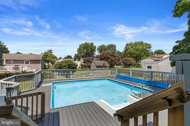 122 CHAPMAN AVE, Hamilton, NJ 08610