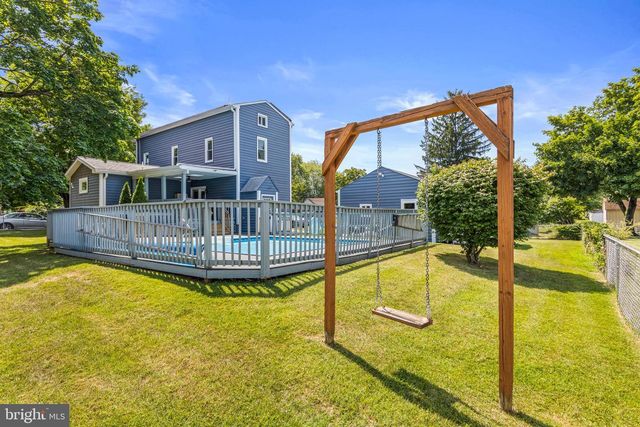 122 CHAPMAN AVE, Hamilton, NJ 08610