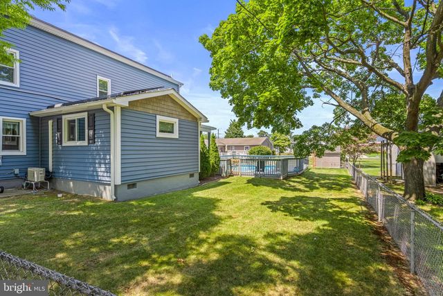 122 CHAPMAN AVE, Hamilton, NJ 08610