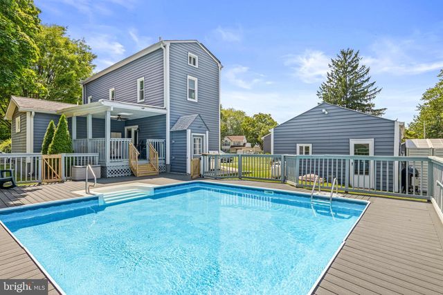 122 CHAPMAN AVE, Hamilton, NJ 08610