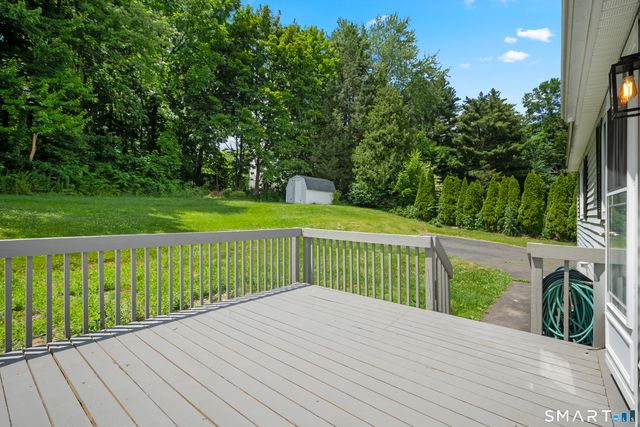 9 Cricket Road, East Windsor, CT 06088