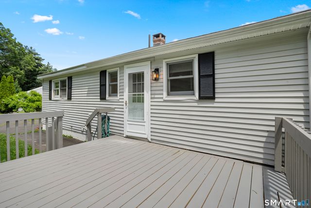 9 Cricket Road, East Windsor, CT 06088