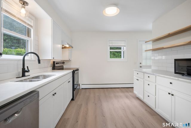 9 Cricket Road, East Windsor, CT 06088