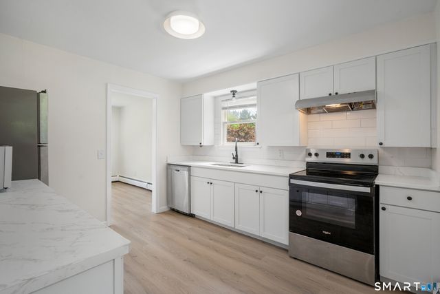 9 Cricket Road, East Windsor, CT 06088