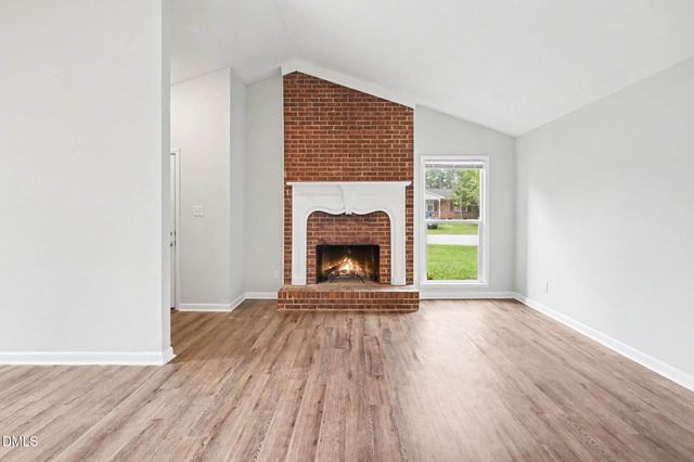 108 Deerfield Drive, Spring Lake, NC 28390