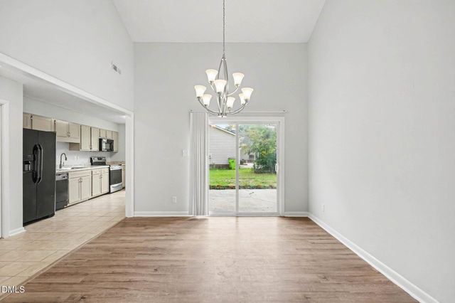 108 Deerfield Drive, Spring Lake, NC 28390