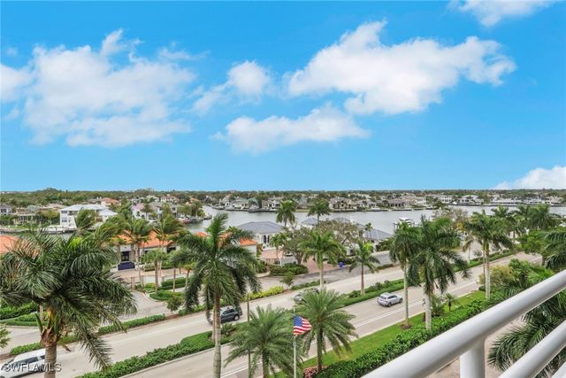 4751 Gulf Shore BLVD N 702, Naples, FL 34103