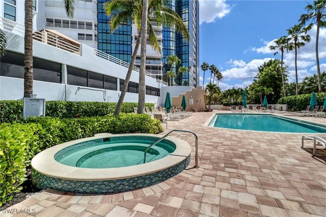 4751 Gulf Shore BLVD N 702, Naples, FL 34103