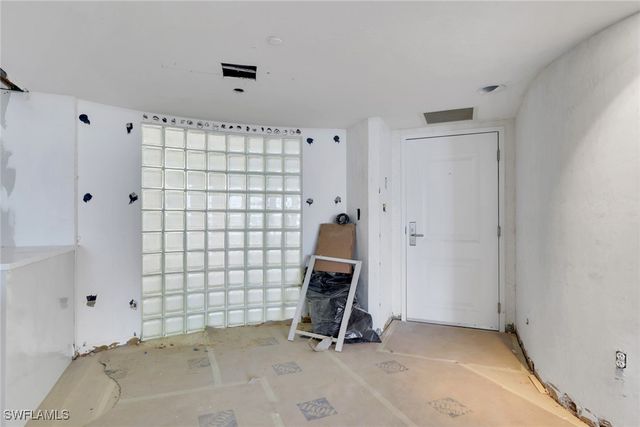 4751 Gulf Shore BLVD N 702, Naples, FL 34103