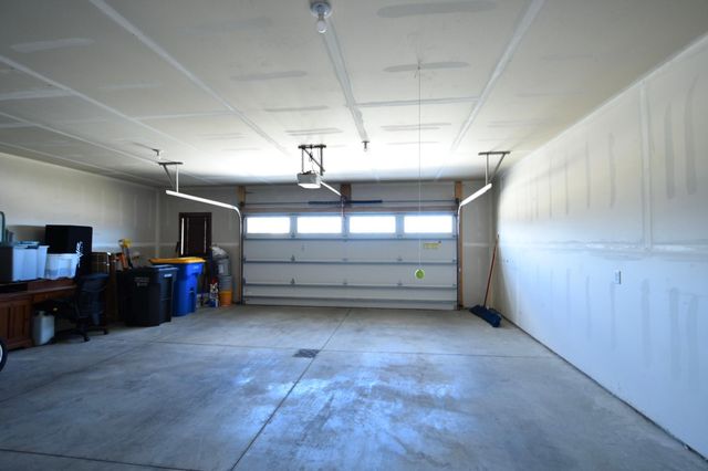 1955 White Oak Lane NE, Owatonna, MN 55060