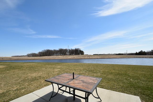1955 White Oak Lane NE, Owatonna, MN 55060
