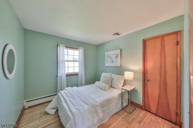 164 Carpentersville Rd, Phillipsburg Town, NJ 08865
