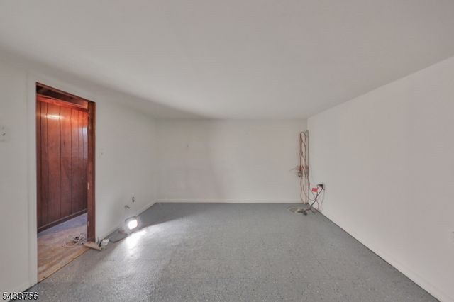 164 Carpentersville Rd, Phillipsburg Town, NJ 08865