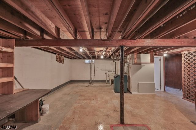 164 Carpentersville Rd, Phillipsburg Town, NJ 08865