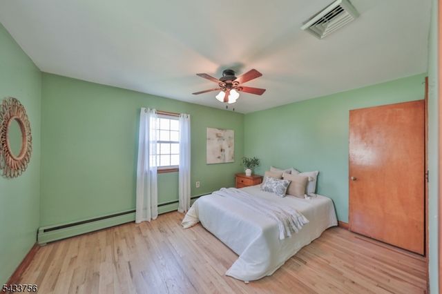 164 Carpentersville Rd, Phillipsburg Town, NJ 08865