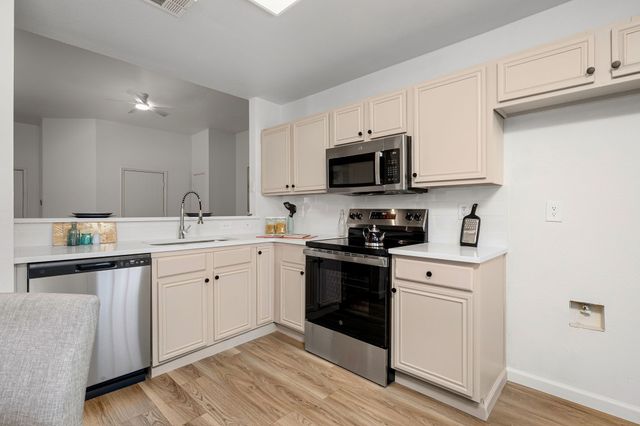 1327 Cleardale Drive, Dallas, TX 75232