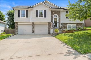 1508 NW Nicholas Drive, Grain Valley, MO 64029