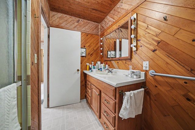 5497 Wilson Street, Coloma, MI 49038
