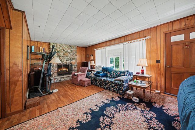 5497 Wilson Street, Coloma, MI 49038